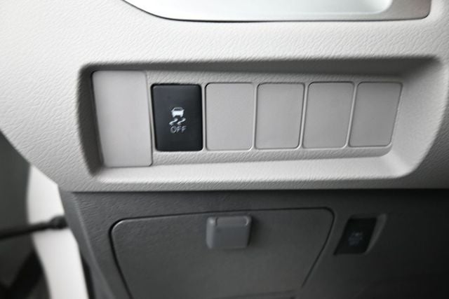 2018 Toyota Sienna LE 7 Passenger