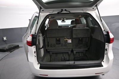 2018 Toyota Sienna LE 7 Passenger