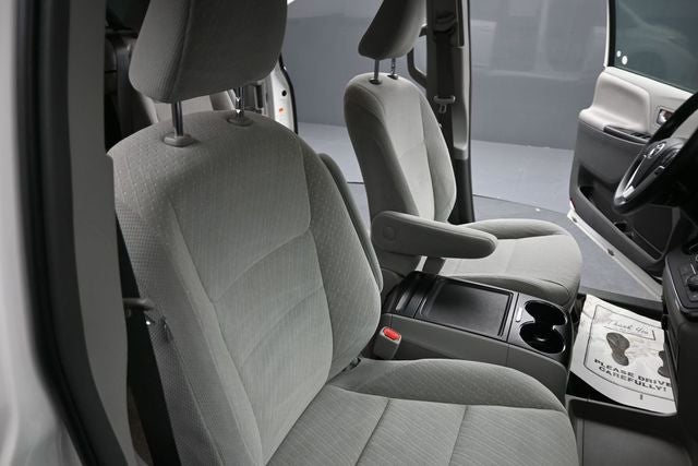 2018 Toyota Sienna LE 7 Passenger