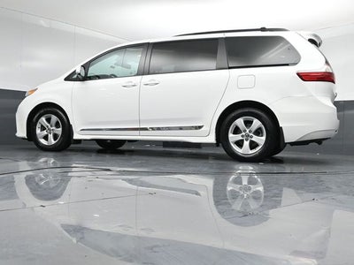 2018 Toyota Sienna LE 7 Passenger