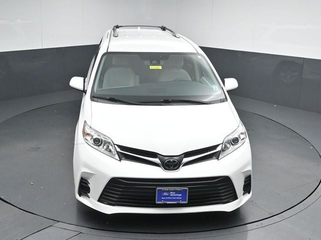 2018 Toyota Sienna LE 7 Passenger