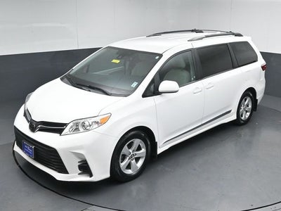 2018 Toyota Sienna LE 7 Passenger