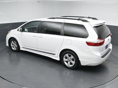 2018 Toyota Sienna LE 7 Passenger