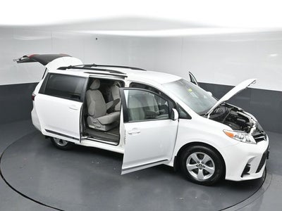 2018 Toyota Sienna LE 7 Passenger