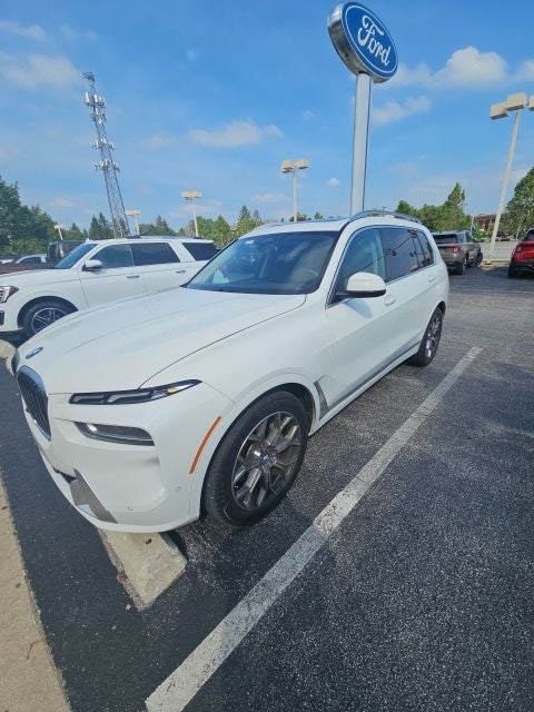 2023 BMW X7 xDrive40i