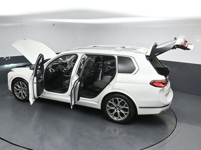 2023 BMW X7 xDrive40i