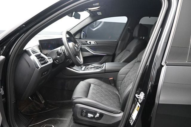 2025 BMW X5 xDrive40i M Sport