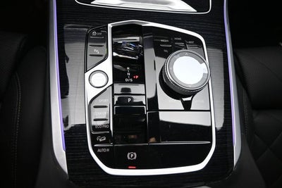 2025 BMW X5 xDrive40i M Sport