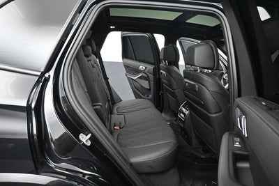 2025 BMW X5 xDrive40i M Sport
