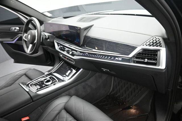 2025 BMW X5 xDrive40i M Sport