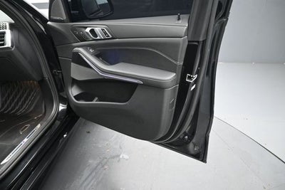 2025 BMW X5 xDrive40i M Sport