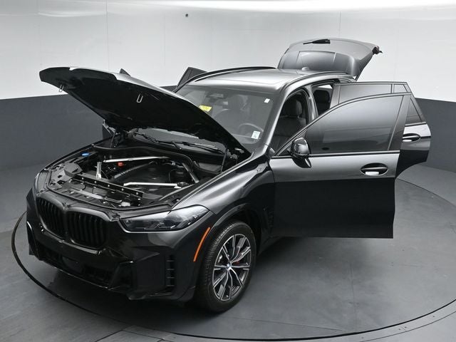 2025 BMW X5 xDrive40i M Sport
