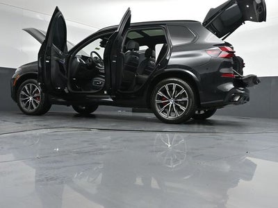 2025 BMW X5 xDrive40i M Sport