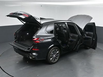 2025 BMW X5 xDrive40i M Sport