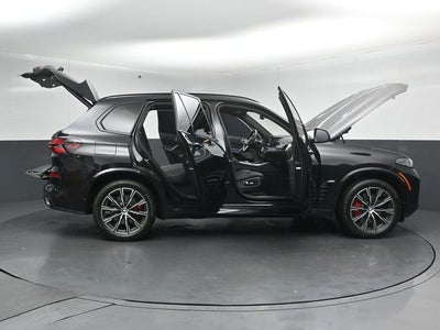 2025 BMW X5 xDrive40i M Sport