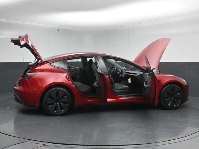 2025 Tesla Model 3 Long Range