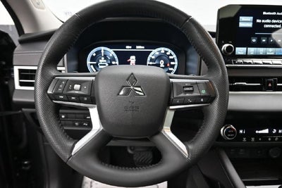 2025 Mitsubishi Outlander PHEV SE