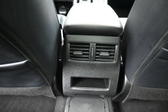 2025 Mitsubishi Outlander PHEV SE