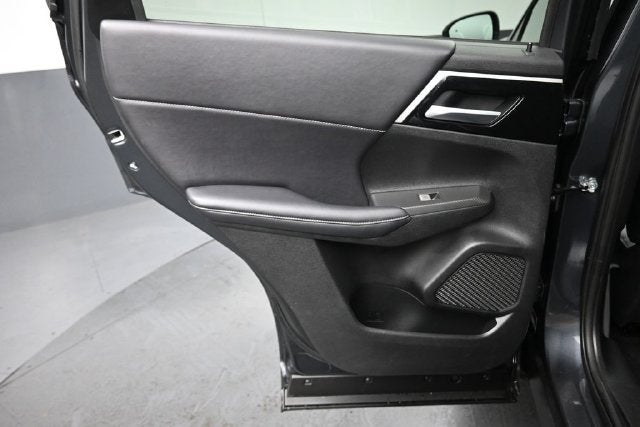 2025 Mitsubishi Outlander PHEV SE