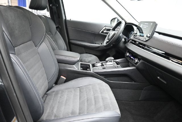 2025 Mitsubishi Outlander PHEV SE