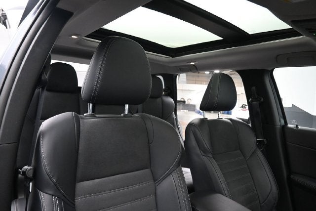 2025 Mitsubishi Outlander PHEV SE