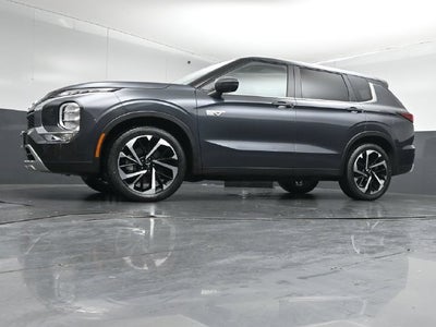 2025 Mitsubishi Outlander PHEV SE