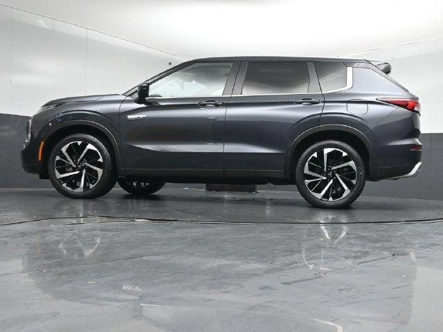 2025 Mitsubishi Outlander PHEV SE