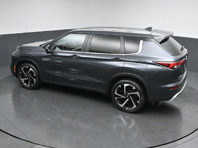 2025 Mitsubishi Outlander PHEV SE