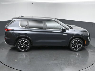 2025 Mitsubishi Outlander PHEV SE