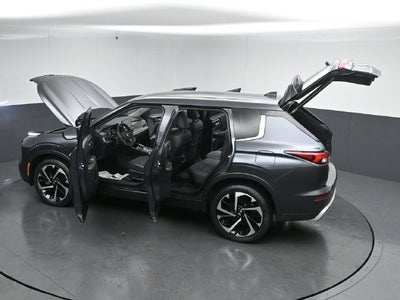 2025 Mitsubishi Outlander PHEV SE