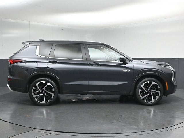 2025 Mitsubishi Outlander PHEV SE