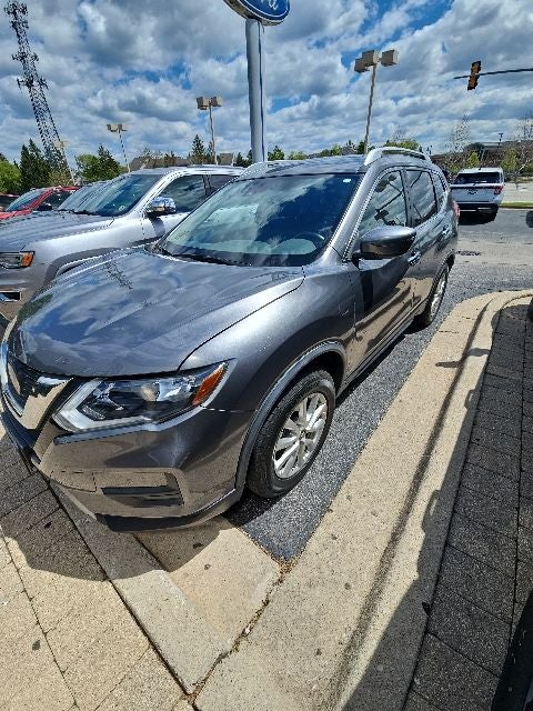 2020 Nissan Rogue SV