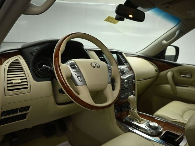 2016 INFINITI QX80 Tech