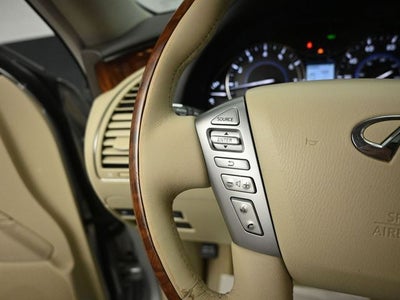 2016 INFINITI QX80 Tech