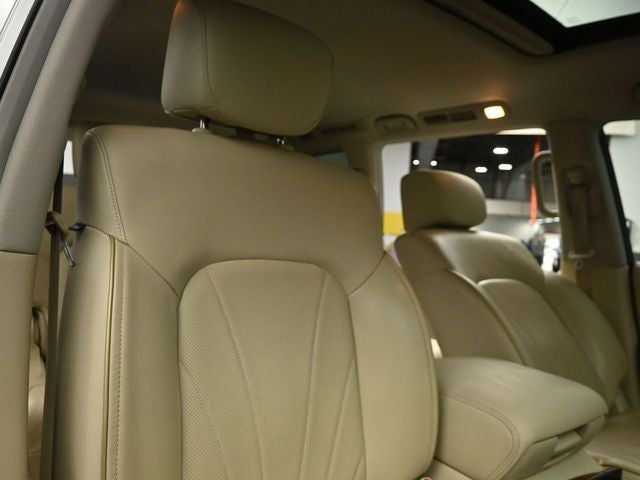 2016 INFINITI QX80 Tech