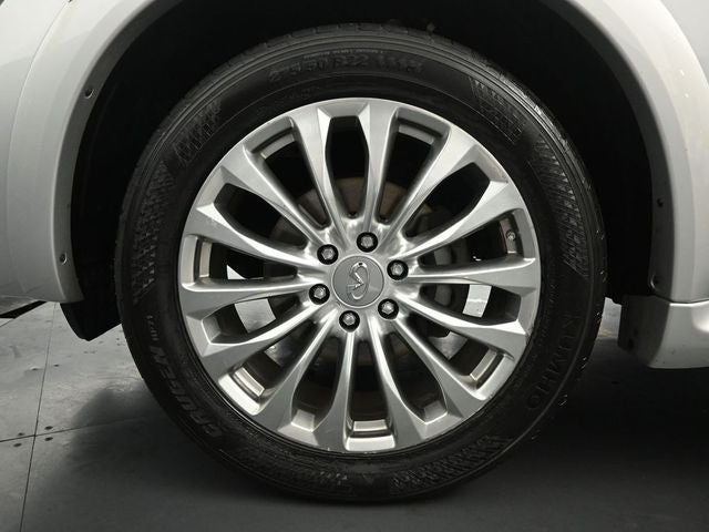2016 INFINITI QX80 Tech