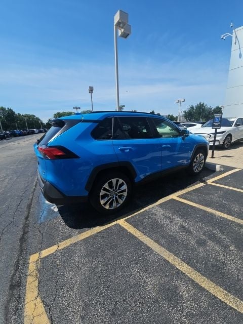 2021 Toyota RAV4 XLE Premium