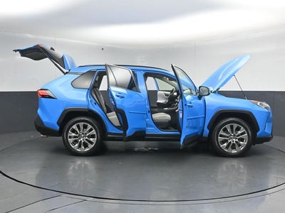 2021 Toyota RAV4 XLE Premium