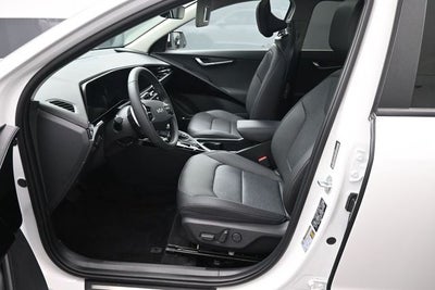 2025 Kia Niro SX