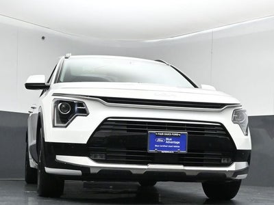 2025 Kia Niro SX