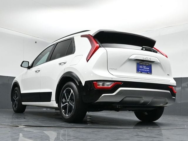 2025 Kia Niro SX