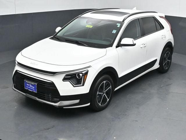 2025 Kia Niro SX