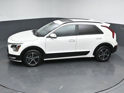 2025 Kia Niro SX