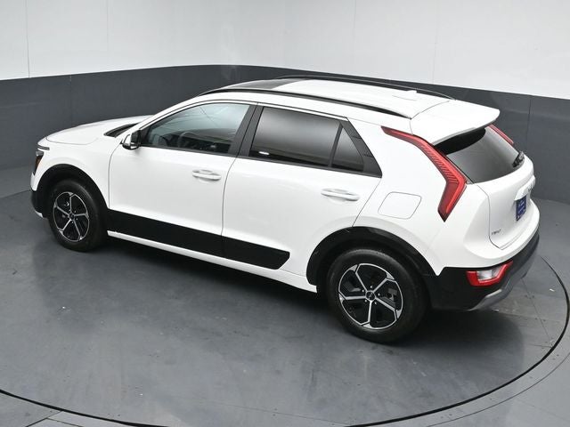 2025 Kia Niro SX