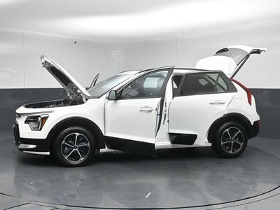2025 Kia Niro SX