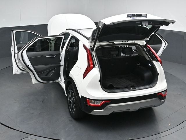 2025 Kia Niro SX