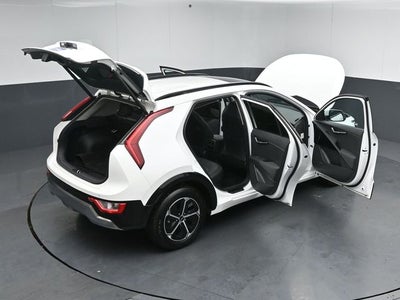 2025 Kia Niro SX