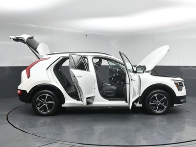 2025 Kia Niro SX