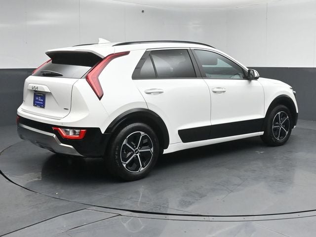 2025 Kia Niro SX