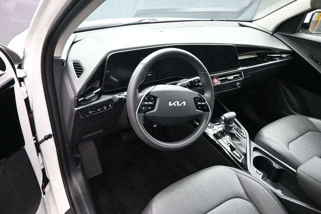 2025 Kia Niro SX